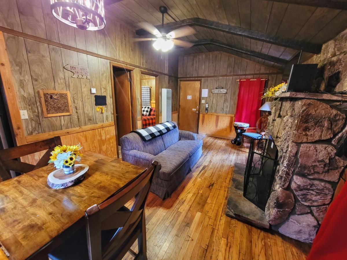Готель Sierra Blanca Cabins Руідозо Екстер'єр фото